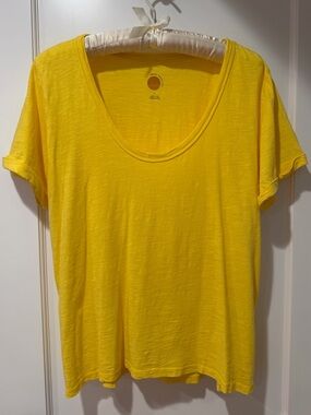 NWT New with tags Anthropologie scoop neck tee shirt M 100% cotton butter yellow